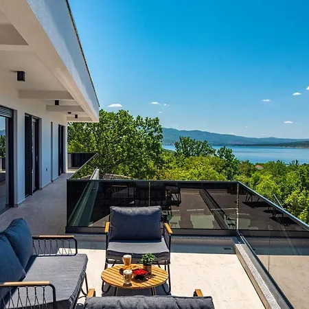 Mint Villa