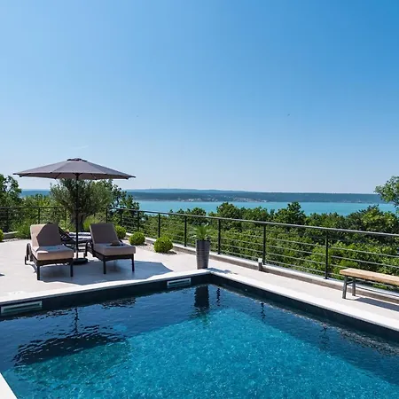 Mint Villa *
